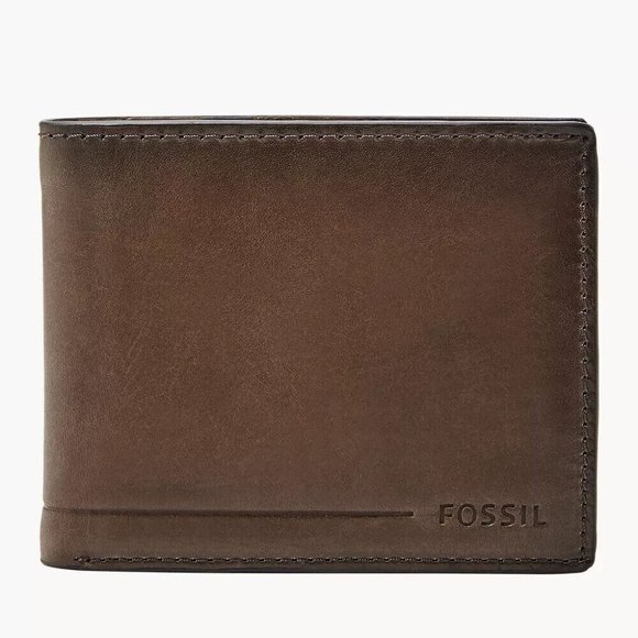Fossil Allen RFID Traveler Wallet Dark Brown - Picture 1 of 2